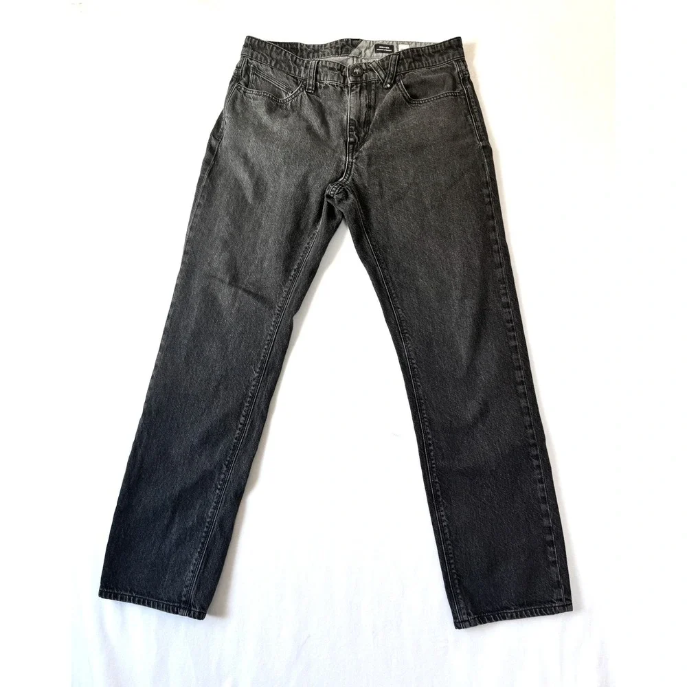 Volcom Solver Modern Straight Leg Jeans  Black Denim Mens 32 A19316R7